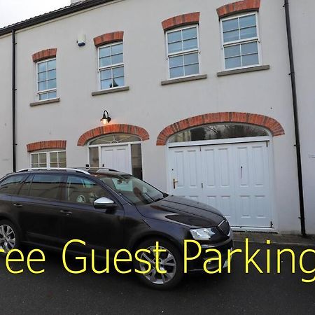 Royal Hillsborough Village Luxury Townhouse 外观 照片