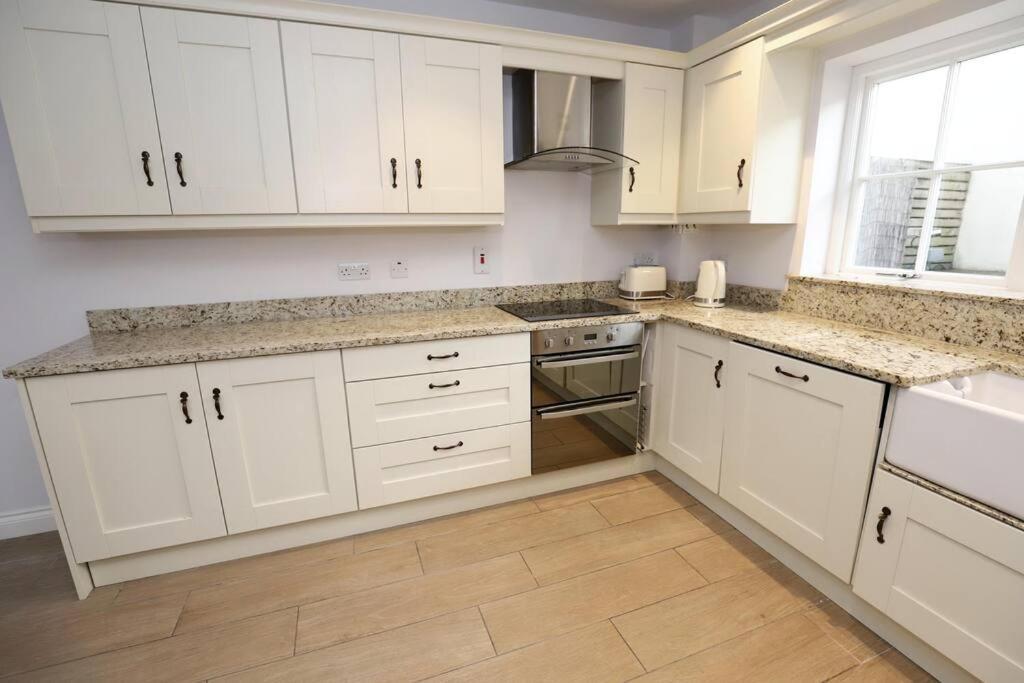 Royal Hillsborough Village Luxury Townhouse 外观 照片